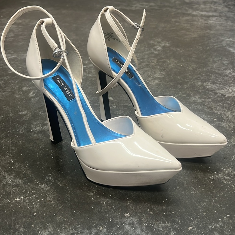 Nine West Linda Platform Pump
